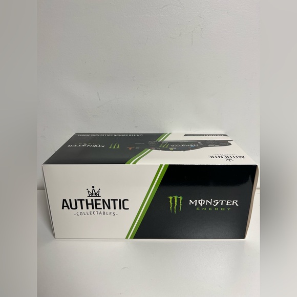 1/18 Authentic MONSTER ENERGY RACING #6 FORD MUSTANG GT 2019 CAMERON WATERS's - Picture 7 of 12